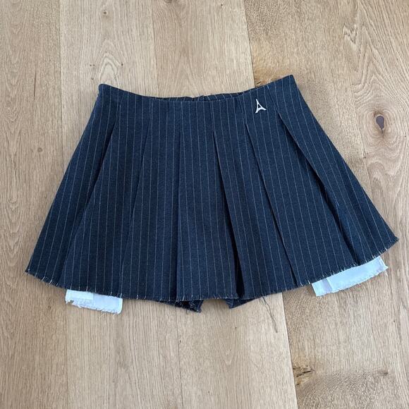 Maniere De Voir Skort Pinstripe Juliette Size US4 Gray White - Picture 1 of 6